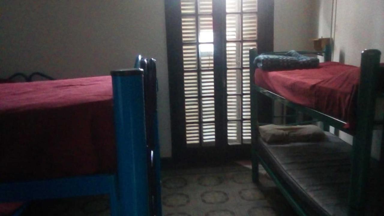 Rivera Hostel Кордова Экстерьер фото